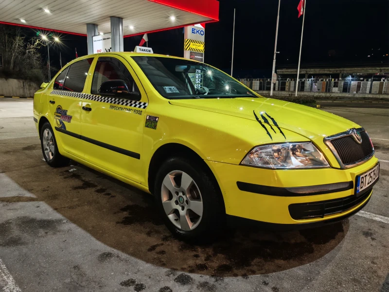 Skoda Octavia 1.6/102k.Газ/Бензин, снимка 5 - Автомобили и джипове - 53265204