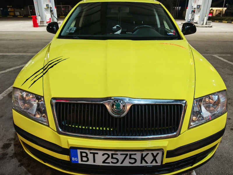 Skoda Octavia 1.6/102k.Газ/Бензин, снимка 4 - Автомобили и джипове - 53265204