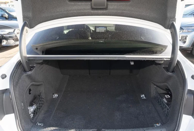 Audi A4 40TFSI/204HP/QUATTRO/S-LINE/360/AMBIENT/929v, снимка 4 - Автомобили и джипове - 53445166