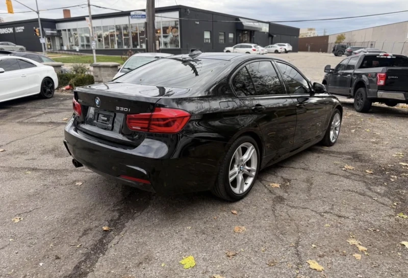 BMW 330 М ПАКЕТ * ЧЕРВЕН ИНТЕРИОР * ПЕРА * HEAD UP  * , снимка 5 - Автомобили и джипове - 53472697