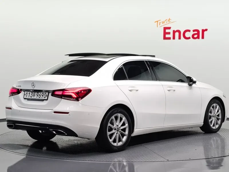 Mercedes-Benz 220  Sedan | Mobile.bg � ����������� 2