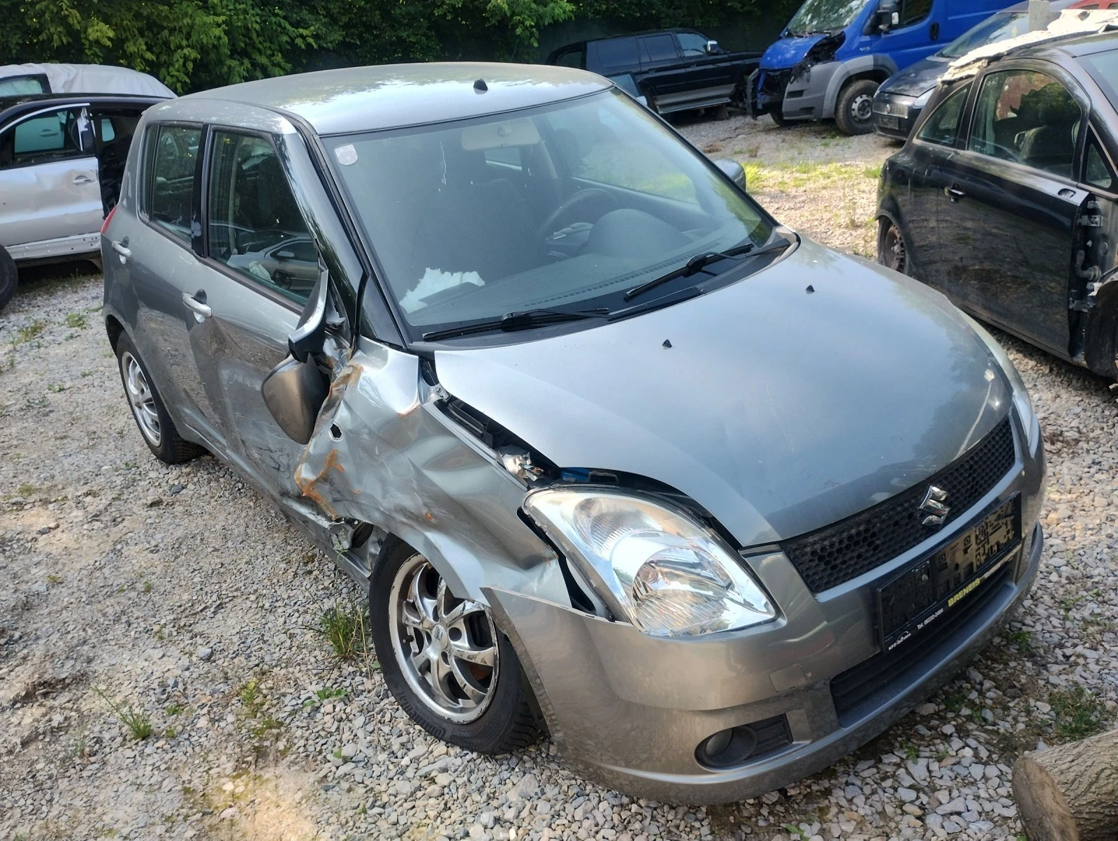 Suzuki Swift 1.3 2wD и 4х4, снимка 1