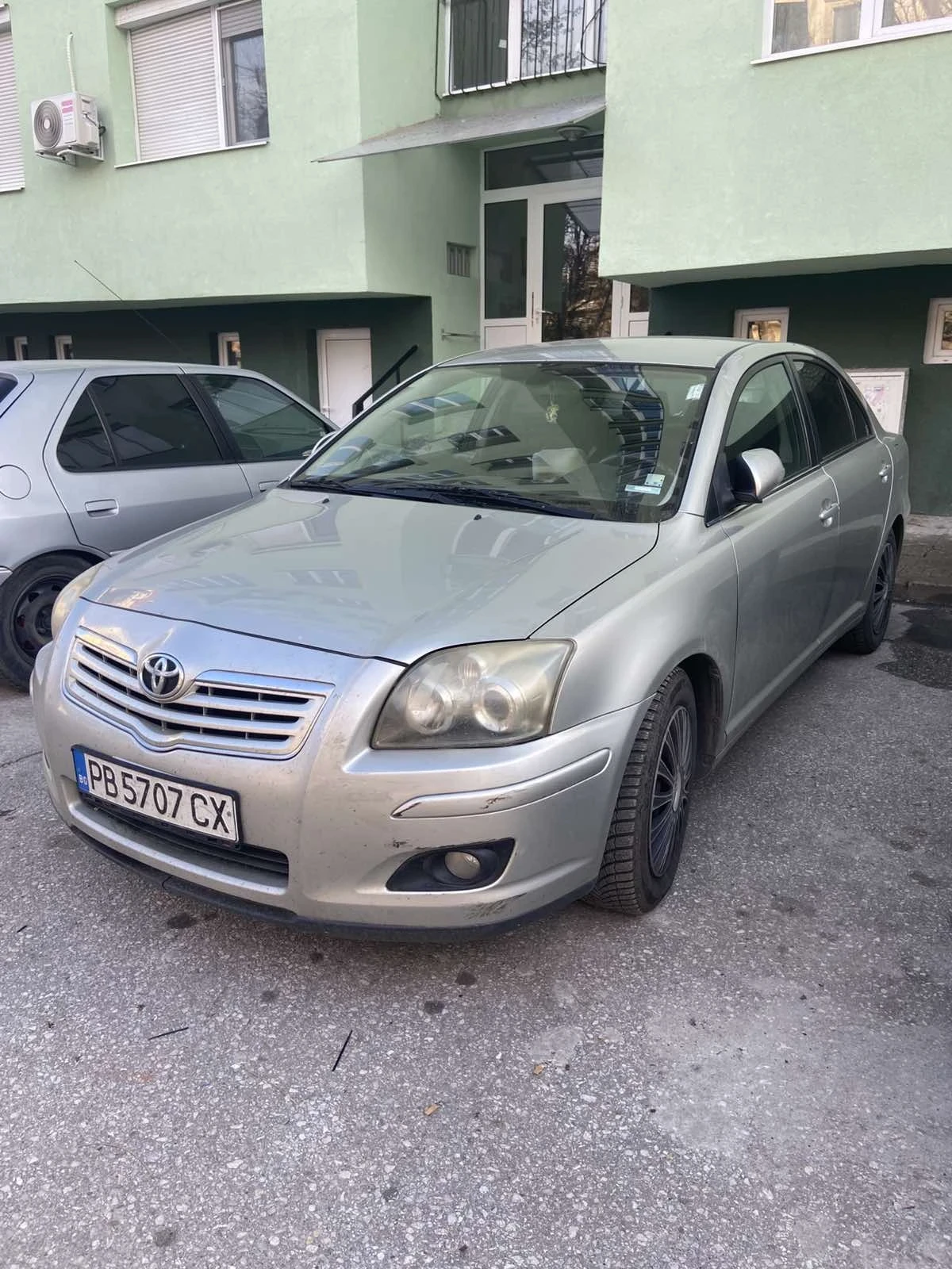 Toyota Avensis 2.0 D4D - изображение 2