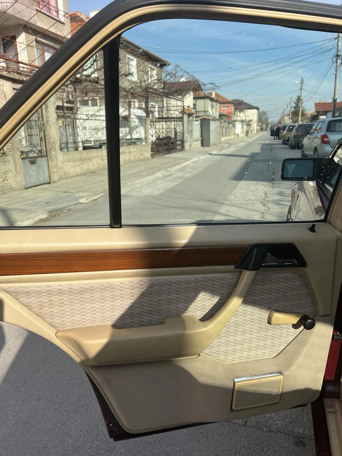 Mercedes-Benz 200 D - изображение 6