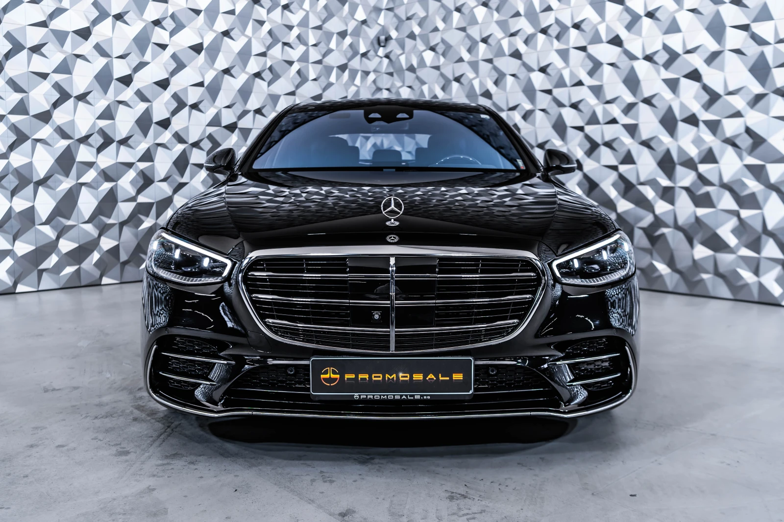 Mercedes-Benz S 350 d 4M AMG* Pano* Burm - изображение 2