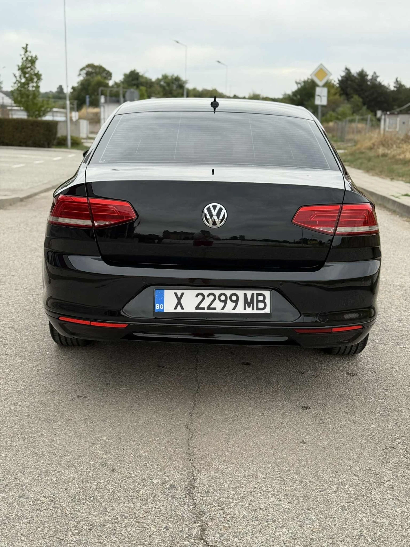 VW Passat 1.6 7скорости - изображение 8