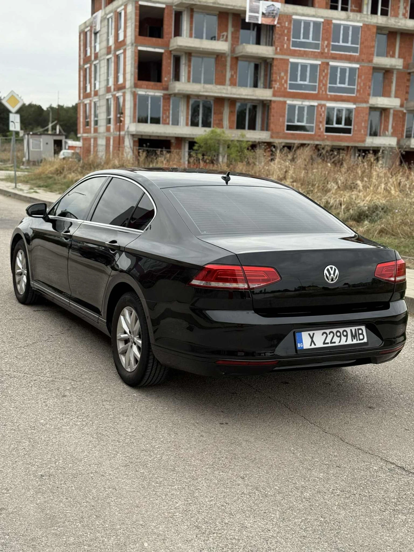 VW Passat 1.6 7скорости - изображение 7