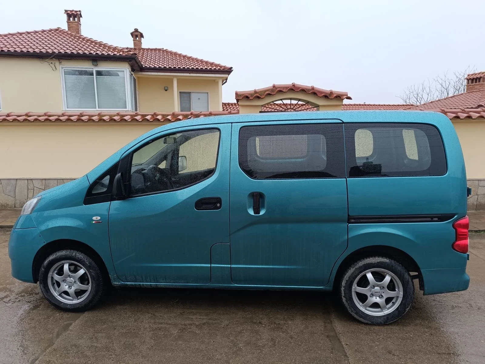 Nissan e-NV200 1.5  - изображение 2