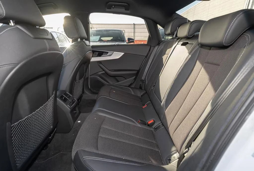 Audi A4 40TFSI/204HP/QUATTRO/S-LINE/360/AMBIENT/929v - изображение 9