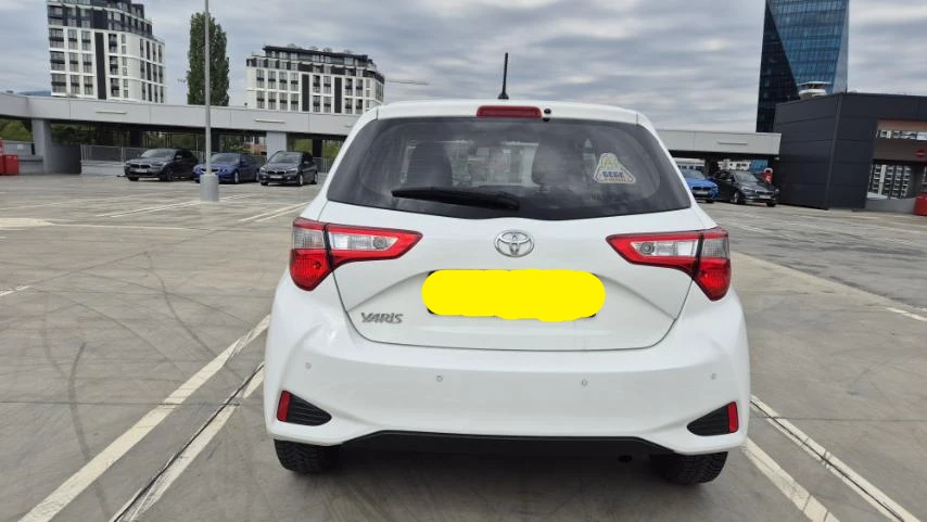 Toyota Yaris, снимка 6 - Автомобили и джипове - 53485713