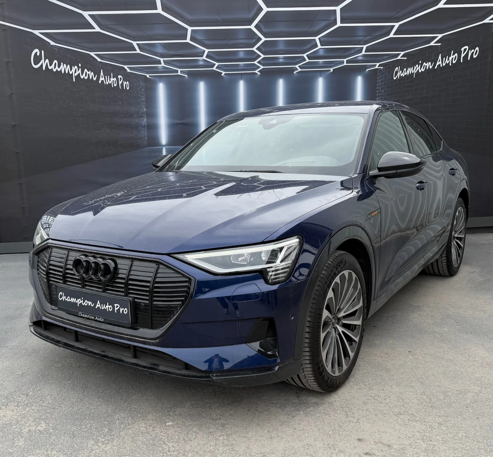 Audi E-Tron S-Line