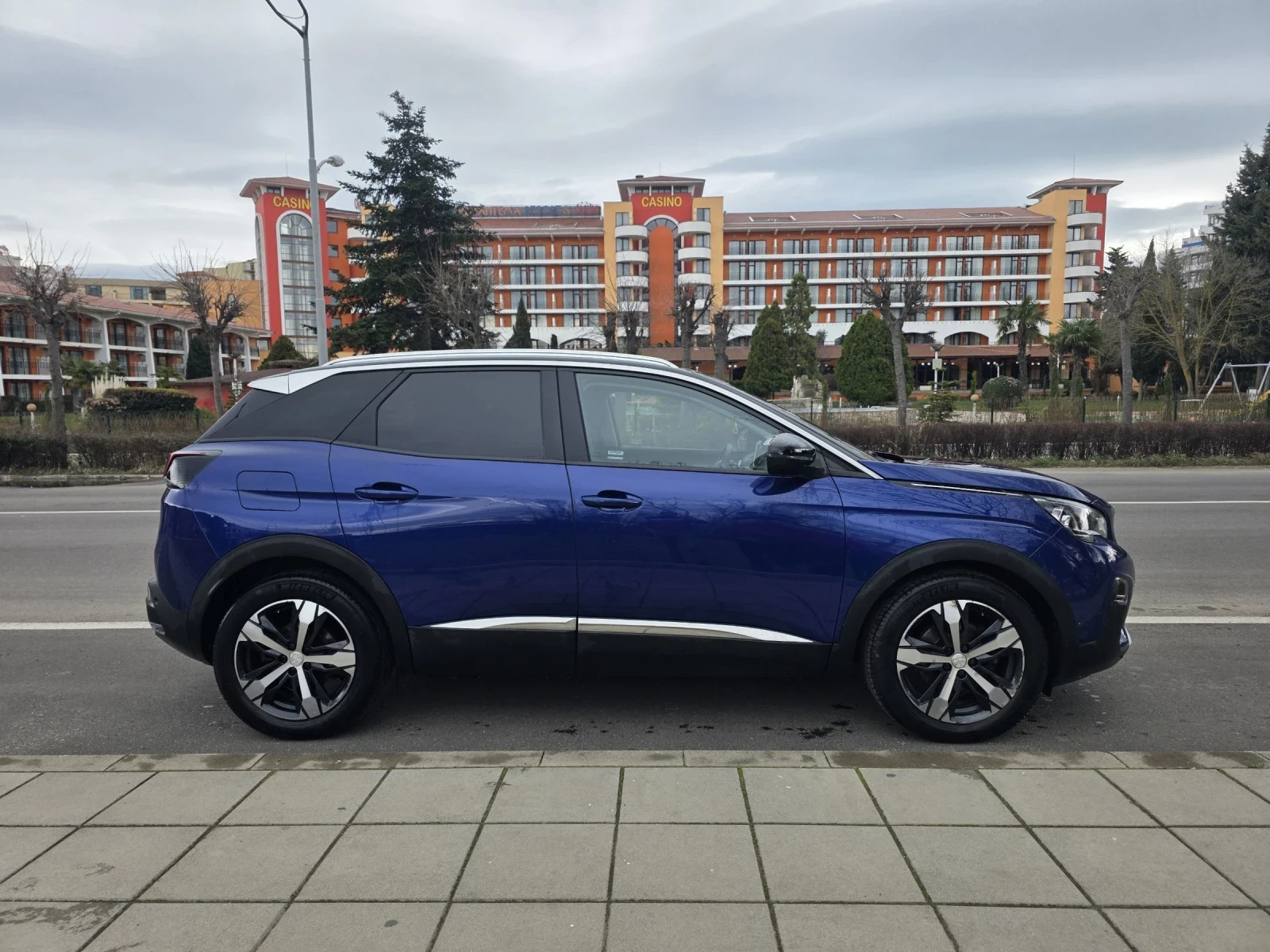 Peugeot 3008 GT Line ALLURE, снимка 2 - Автомобили и джипове - 53826911