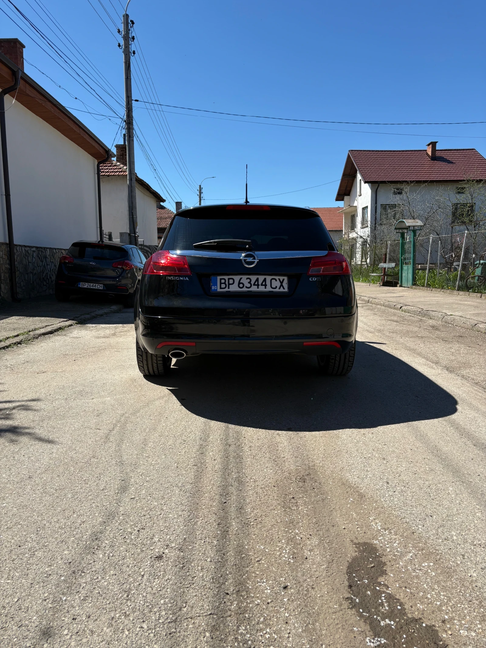 Opel Insignia, снимка 2 - Автомобили и джипове - 54204736