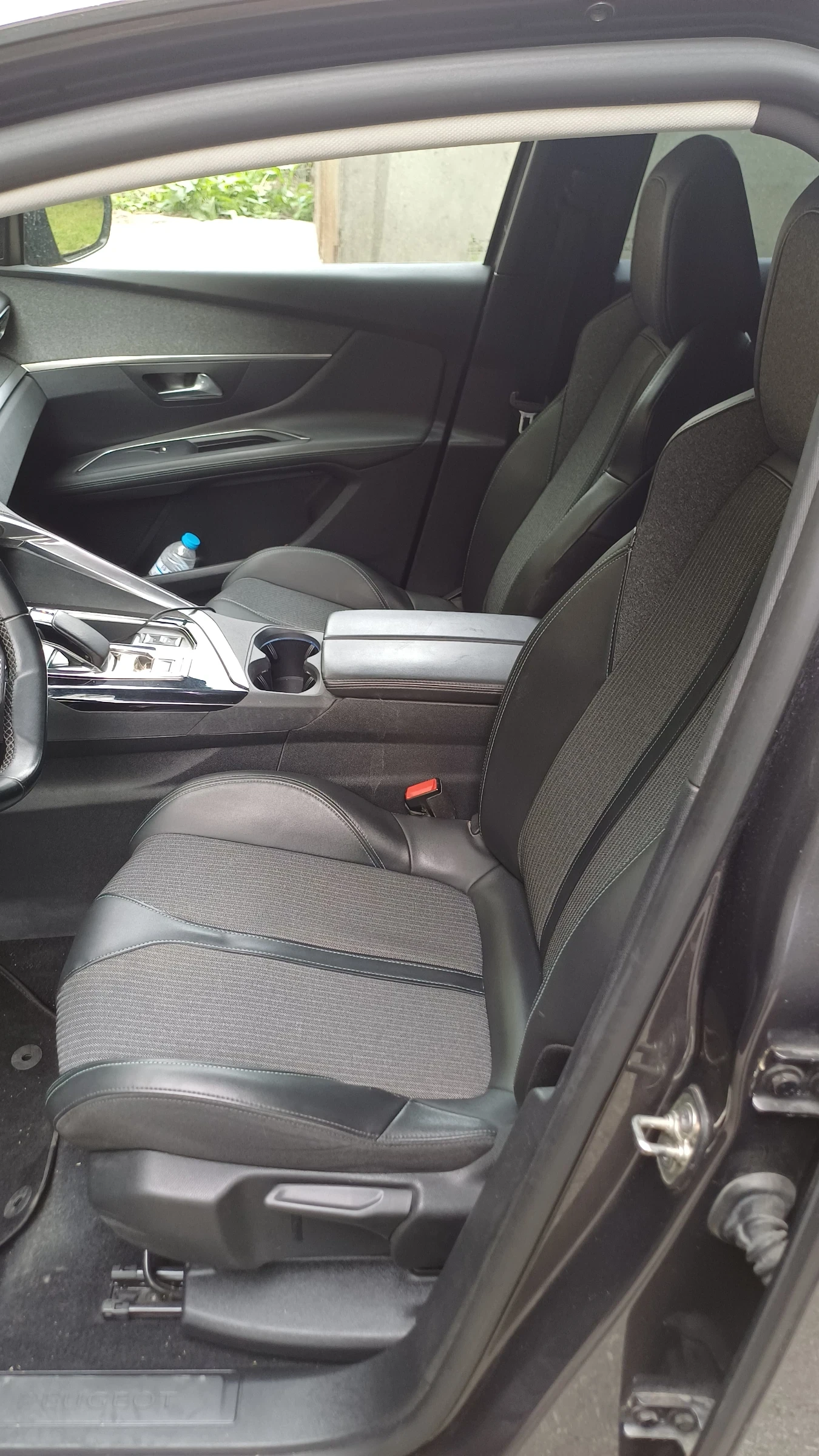 Peugeot 3008, снимка 8 - Автомобили и джипове - 54303715