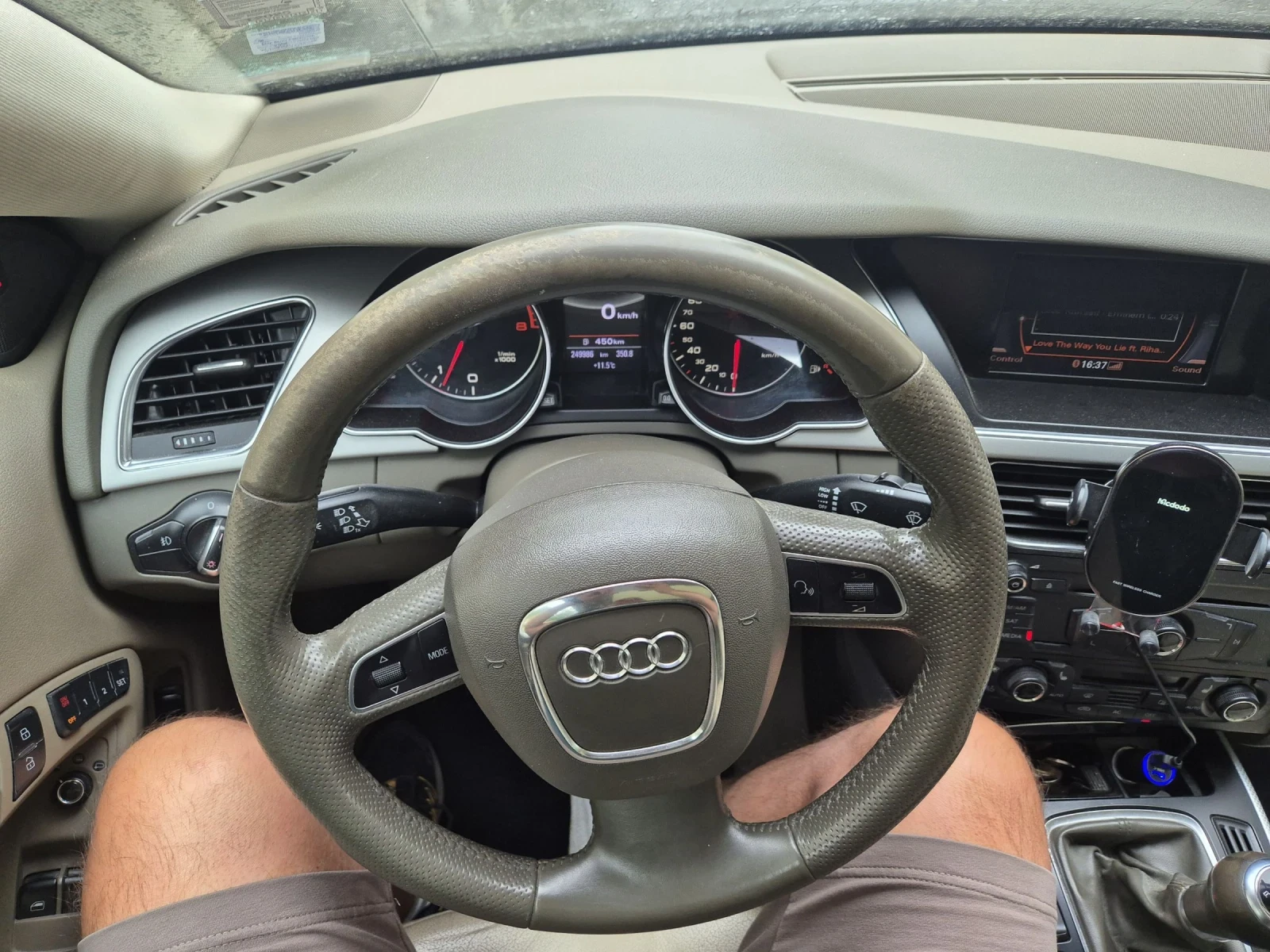 Audi A5 2.0 Бензин Quatro, 211 коня, снимка 15 - Автомобили и джипове - 54399700
