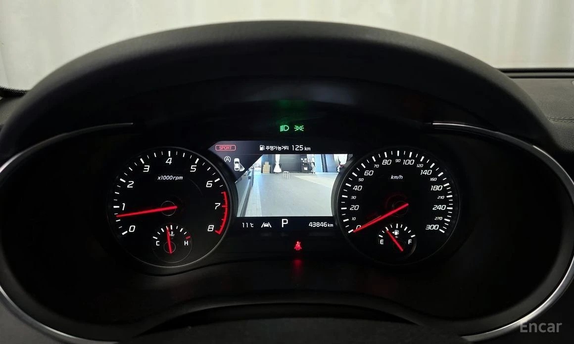 Kia Stinger, снимка 8 - Автомобили и джипове - 54639677
