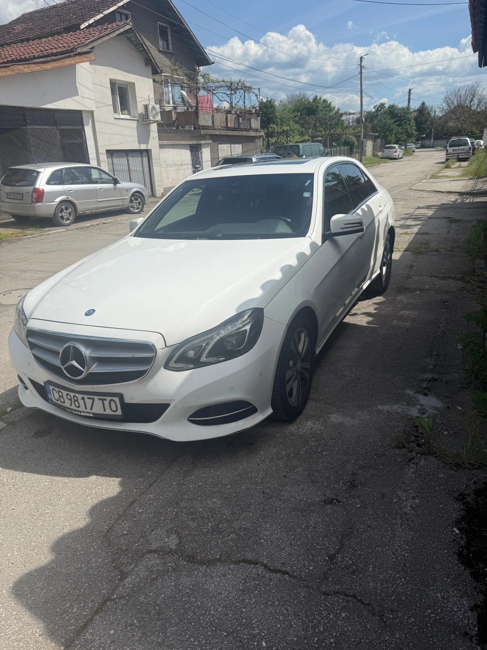 Mercedes-Benz E 220 Реални километри , снимка 2 - Автомобили и джипове - 54671154