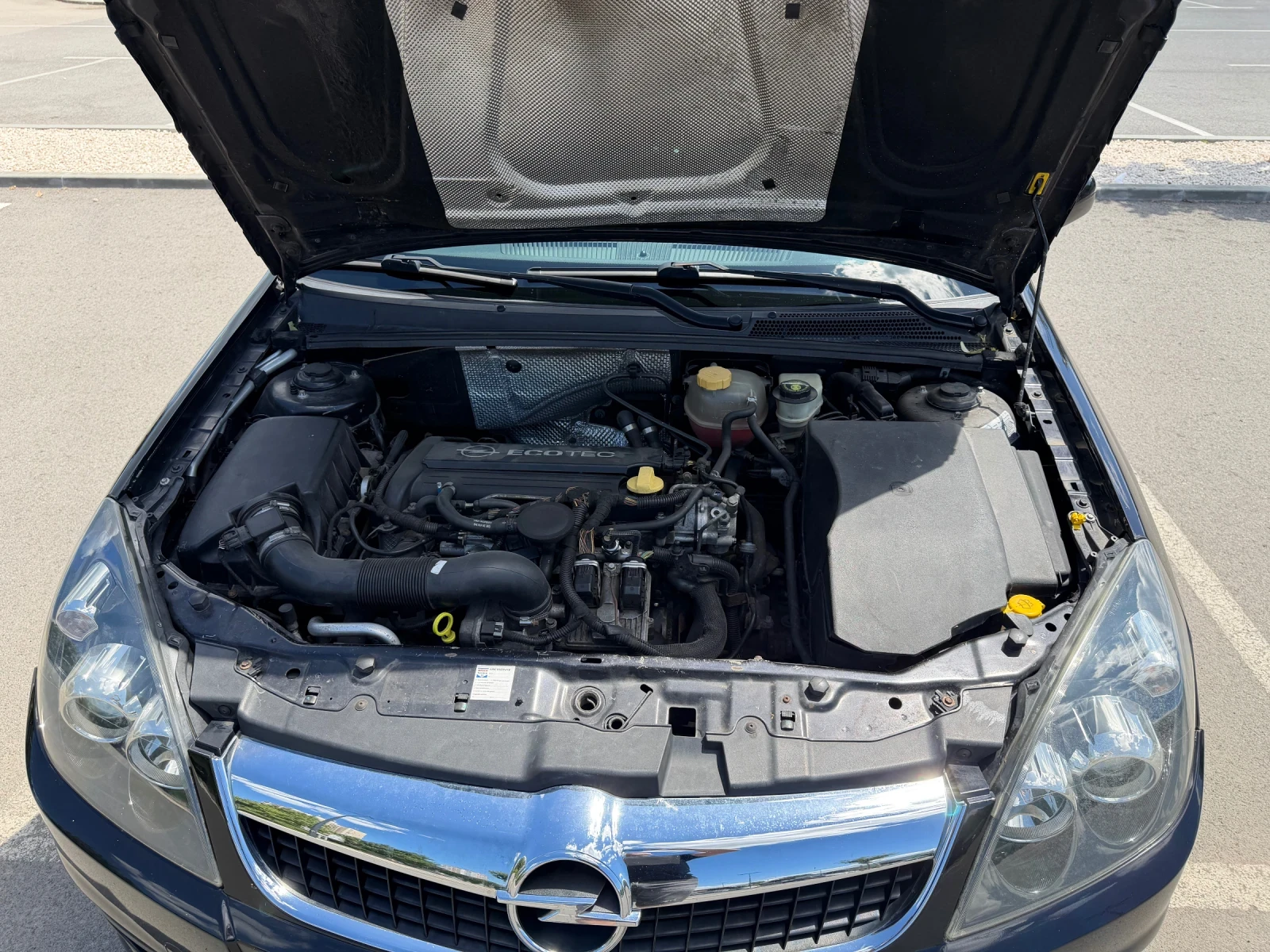 Opel Vectra C 2.2 i, снимка 10 - Автомобили и джипове - 54708289