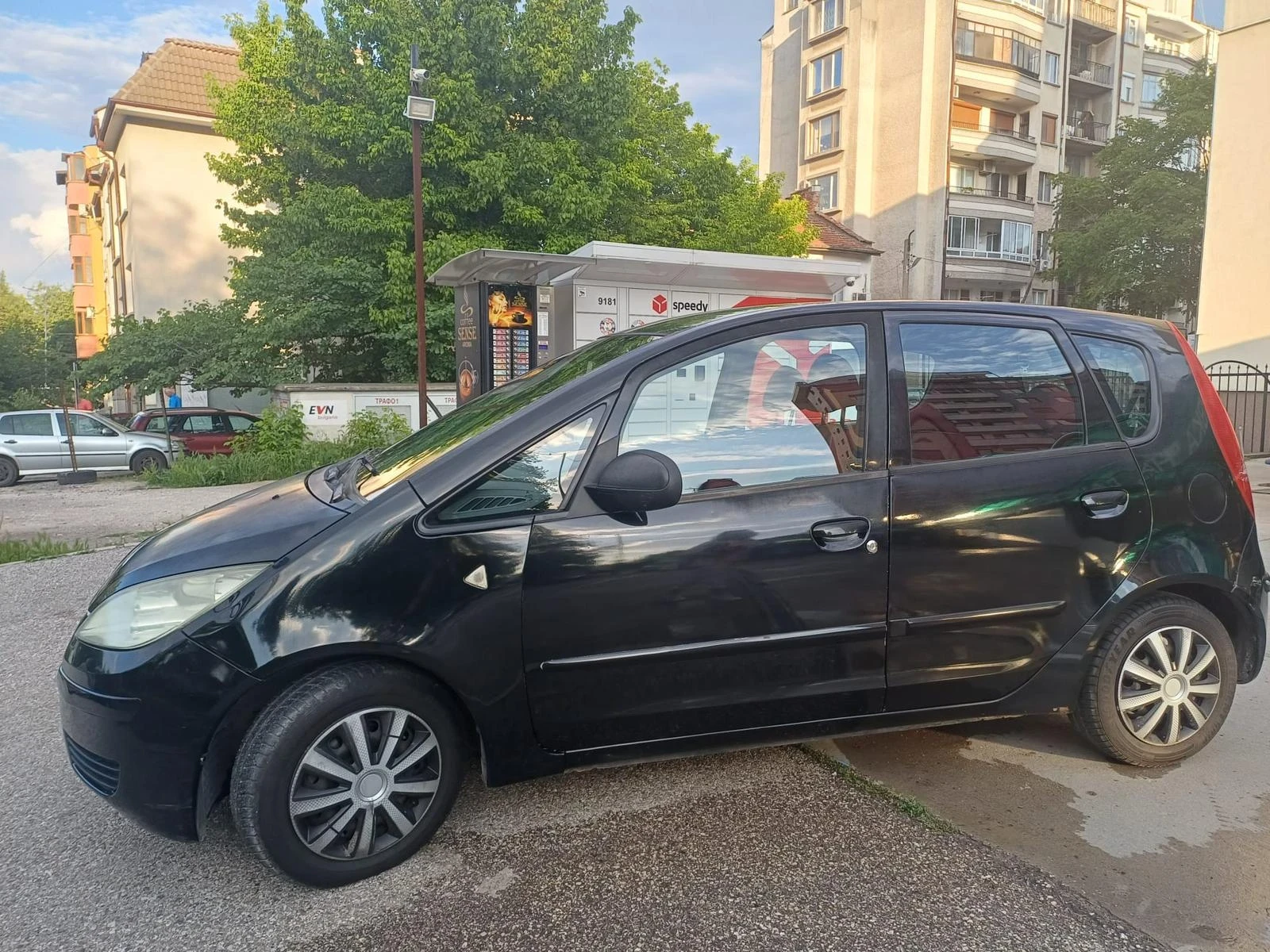 Mitsubishi Colt, снимка 2 - Автомобили и джипове - 54728755