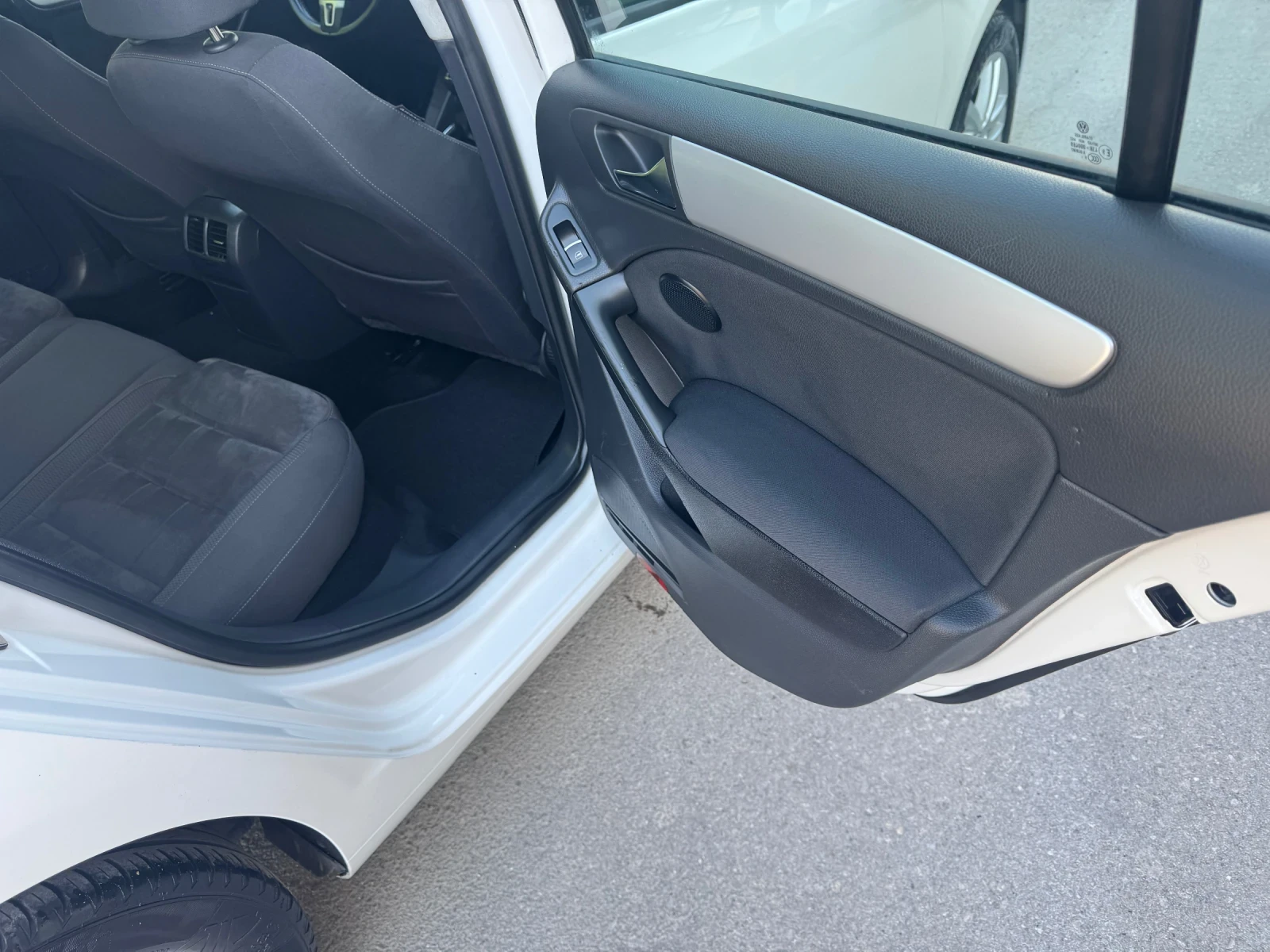 VW Golf 2000-140 �� 6 �������� ��� ���� | Mobile.bg � ����������� 15