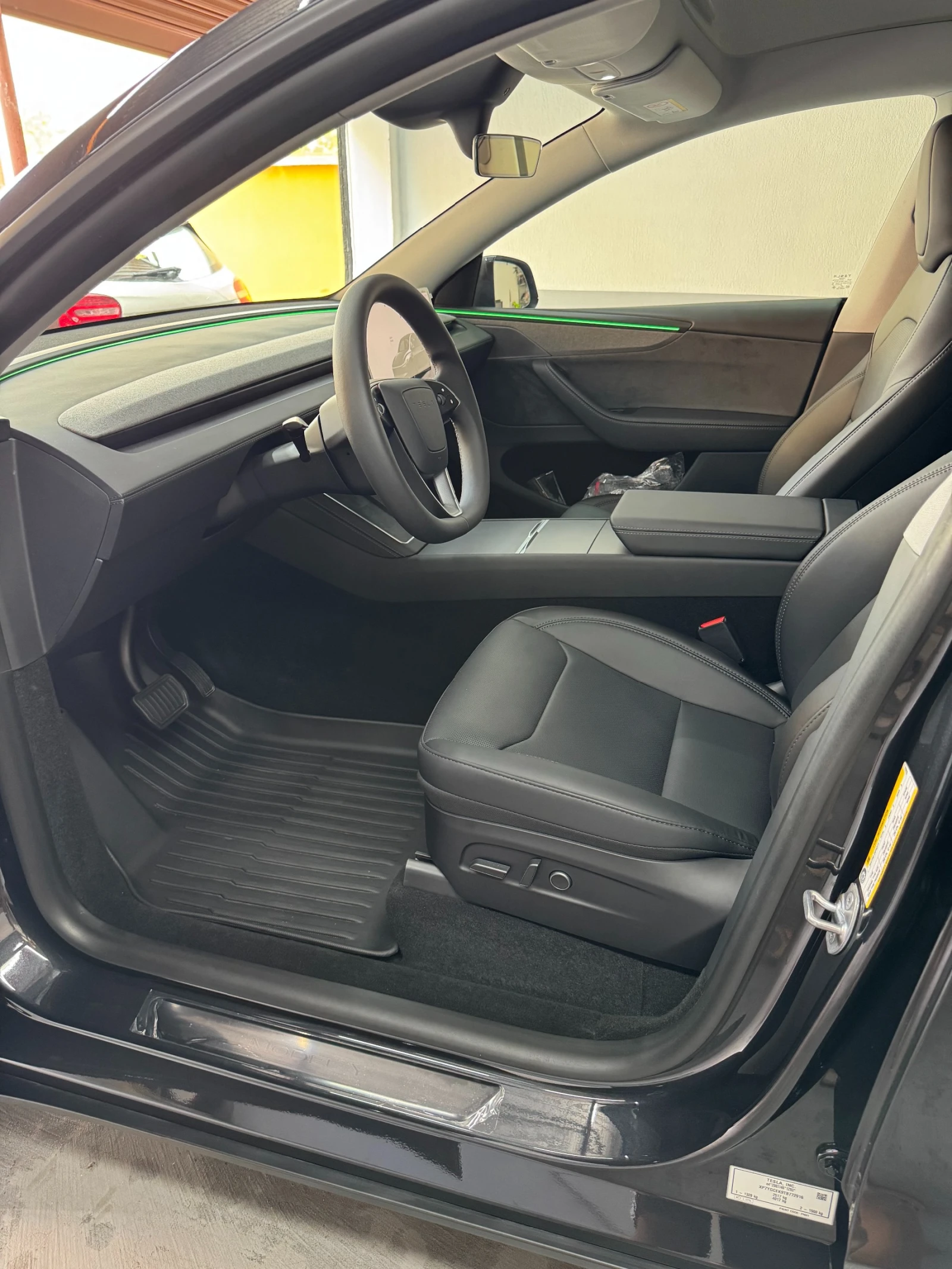 Tesla Model Y Long Range DM, снимка 2 - Автомобили и джипове - 54940562