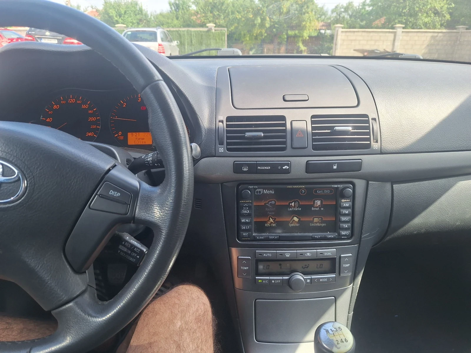 Toyota Avensis, снимка 5 - Автомобили и джипове - 55253697