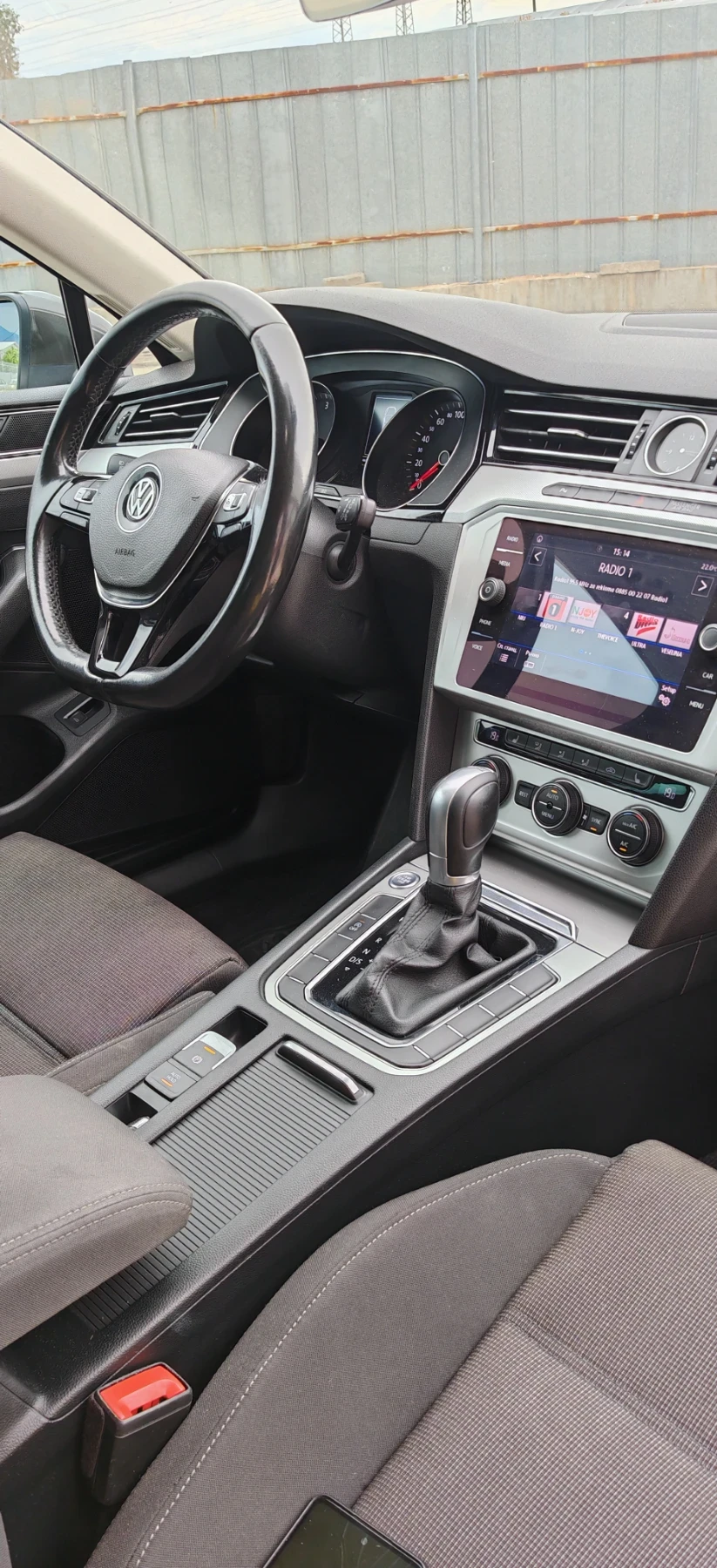 VW Passat 2.0TDI Carplay* Navi* ACC* USB* ISOFIX , снимка 6 - Автомобили и джипове - 55408624