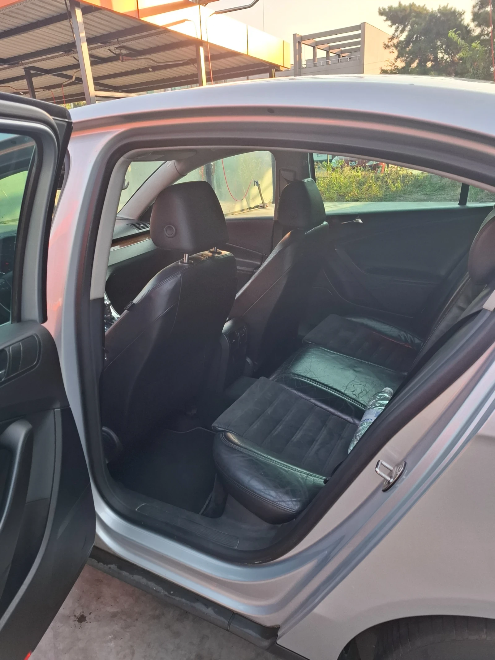 VW Passat 2.0 tdi, снимка 7 - Автомобили и джипове - 56158135