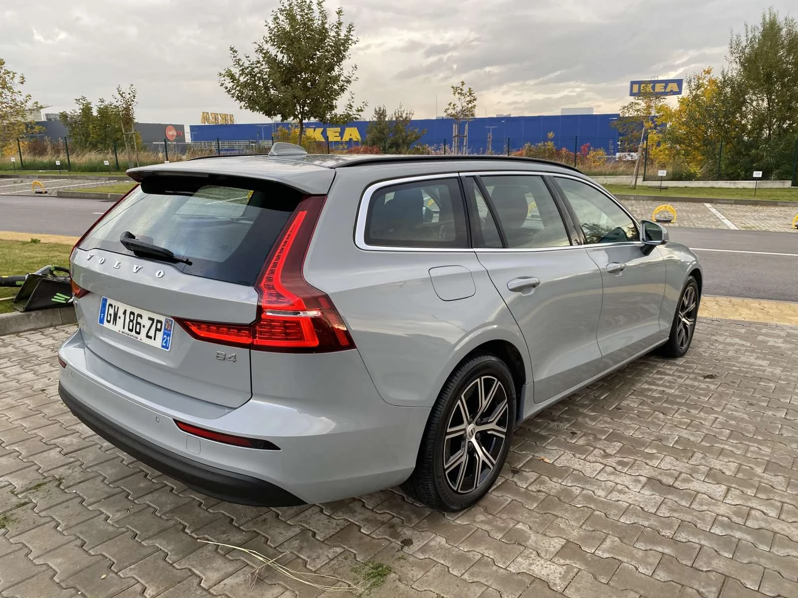 Volvo V60 V60/ B4/Mild Hybrid/ 197ch/ Start/ DCT 7 | Mobile.bg � ����������� 5