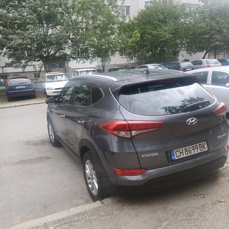 Hyundai Tucson, снимка 6 - Автомобили и джипове - 47672783