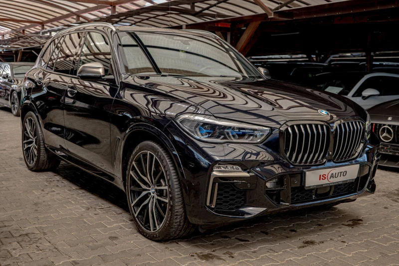 BMW X5 M50i/Harman Kardon/Individual/Вакум/Панорама, снимка 2 - Автомобили и джипове - 51646211