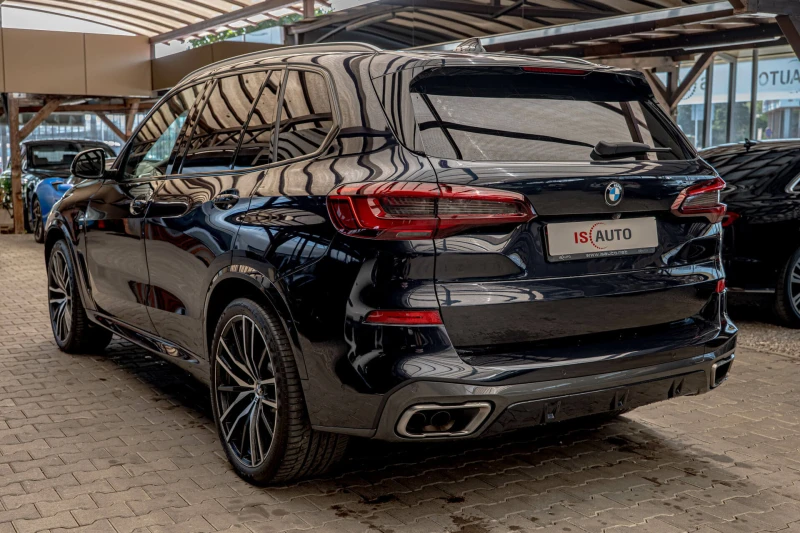 BMW X5 M50i/Harman Kardon/Individual/Вакум/Панорама, снимка 5 - Автомобили и джипове - 51646211