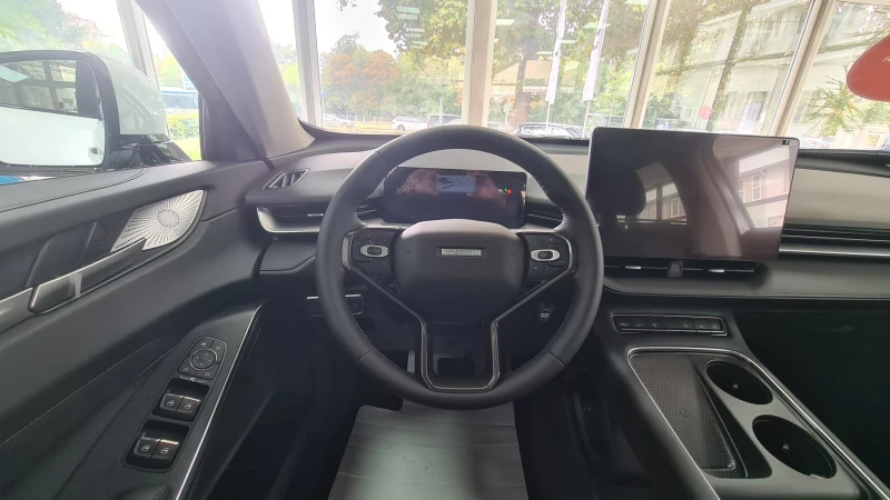 Haval H6 HEV, снимка 6 - Автомобили и джипове - 52193731