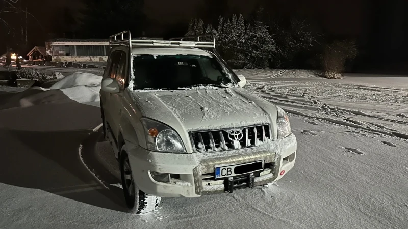 Toyota Land cruiser 4, 0 Бензин!, снимка 11 - Автомобили и джипове - 52219424