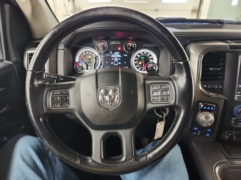 Dodge RAM 1500 * SPORT CREW CAB STD BED * CARFAX * БЕЗ ПЪРВОНАЧАЛ, снимка 11 - Автомобили и джипове - 53149660