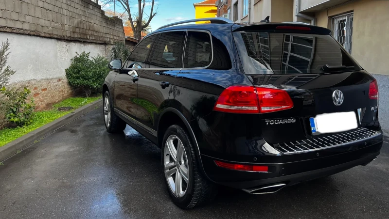 VW Touareg, снимка 2 - Автомобили и джипове - 53395826