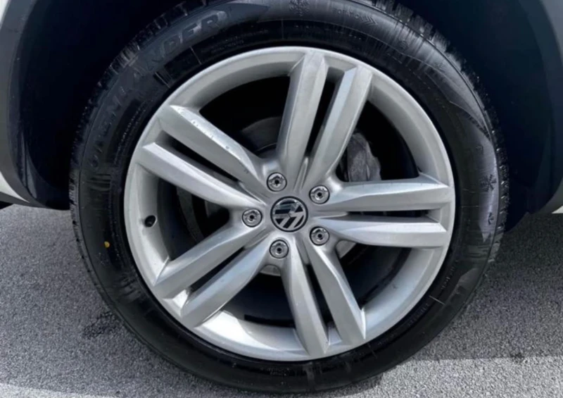 VW Touareg ОБДУХВАНЕ ПОДГРЕВ ФУЛЛ - 22000 лв. - 86305381 | Car24.bg