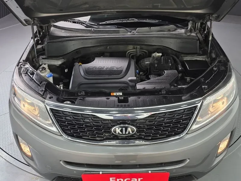 Kia Sorento 2.0 2WD, снимка 6 - Автомобили и джипове - 54264139