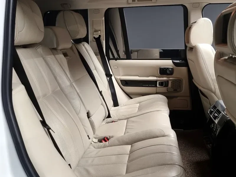 Land Rover Range rover 4.4, снимка 12 - Автомобили и джипове - 54504234
