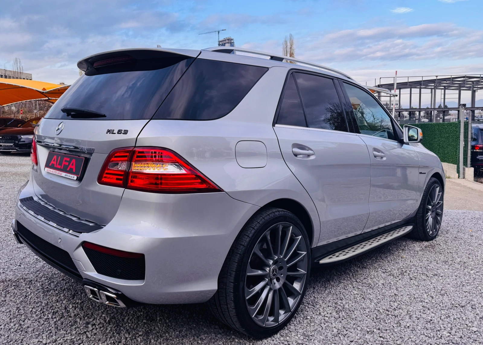 Mercedes-Benz ML 350 6.3 AMG/V8 TUNING/OFFROAD PACKET/LED+ DISTR+ KAMER | Mobile.bg   5