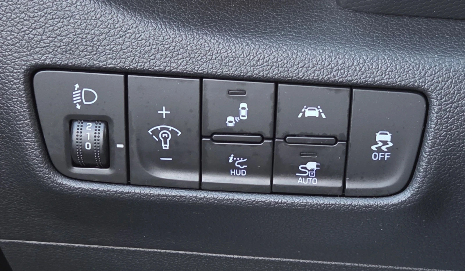 Hyundai Kona 64KWh/Premium/SOH100% | Mobile.bg � ����������� 13