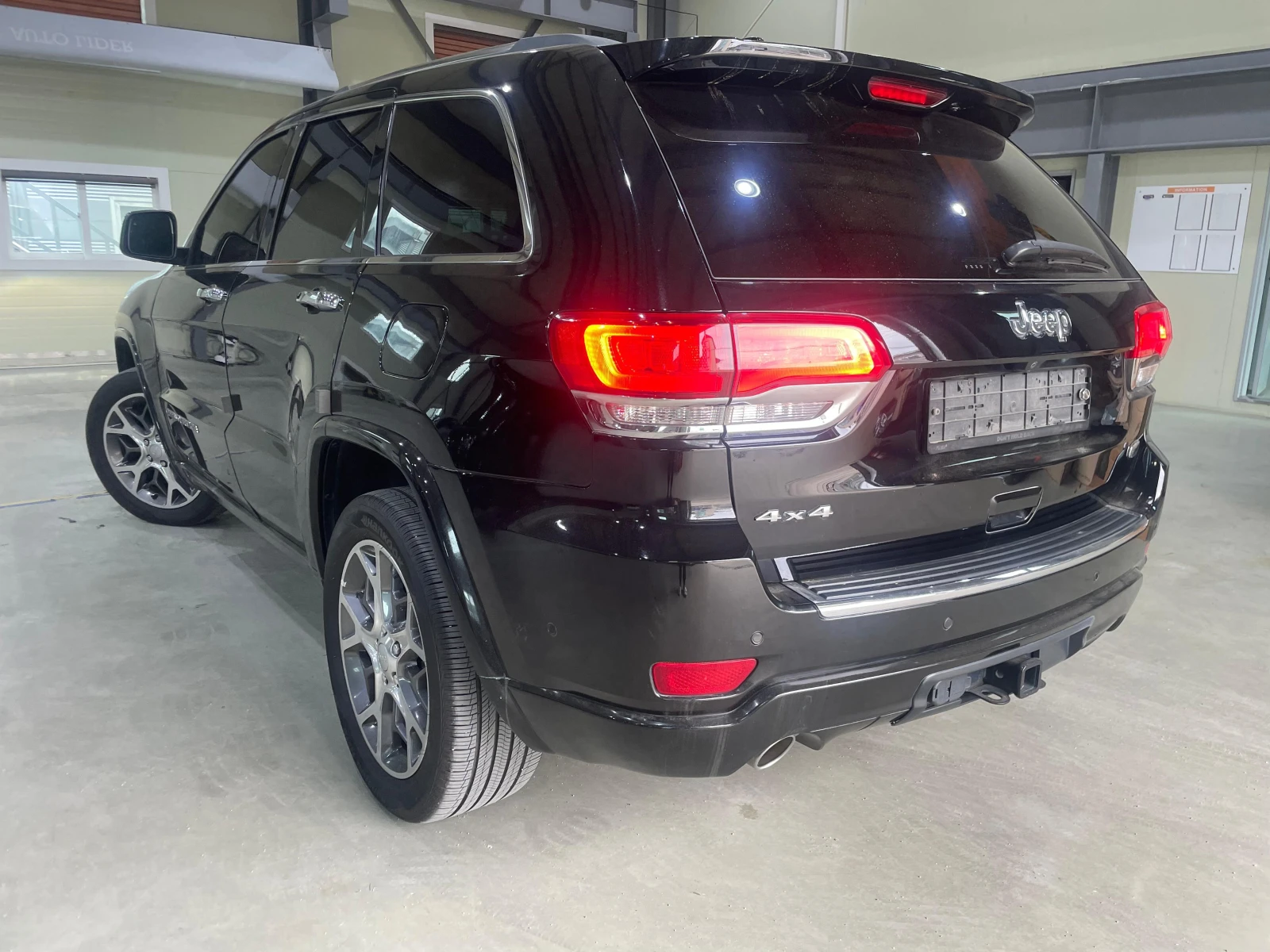 Jeep Grand cherokee 3.6 V6 ! Overland !, снимка 6 - Автомобили и джипове - 54947292