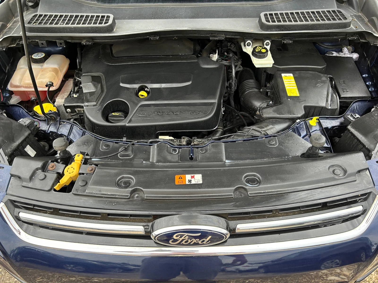 Ford Kuga 2.0HDi/140K.C./FACELIFT/LED, снимка 16 - Автомобили и джипове - 55016449