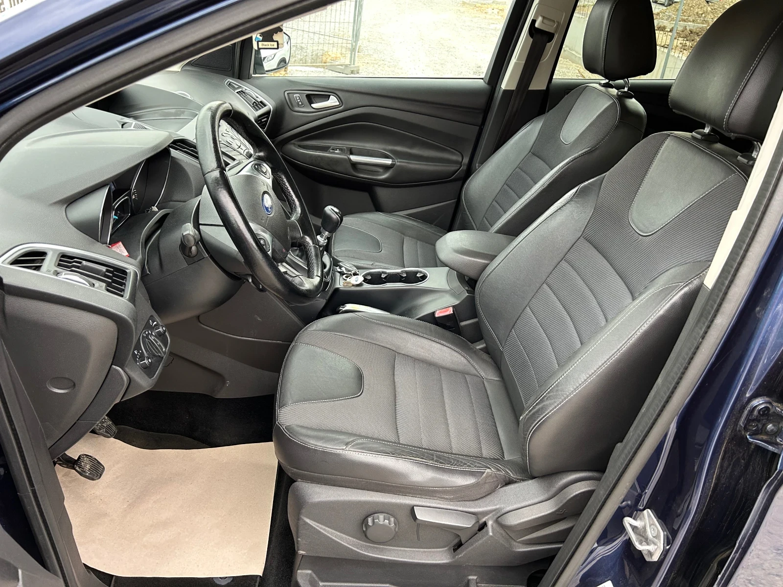 Ford Kuga 2.0HDi/140K.C./FACELIFT/LED, снимка 15 - Автомобили и джипове - 55016449