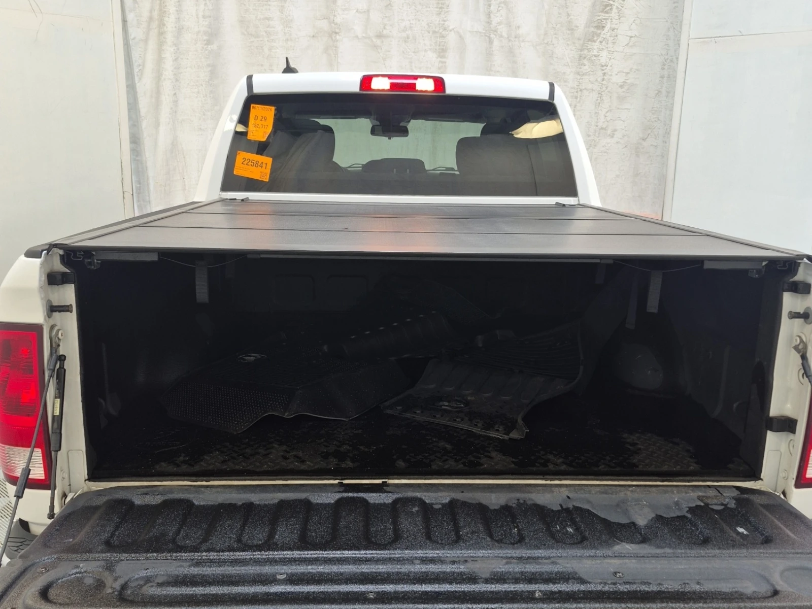 Dodge RAM 1500 CLASSIC * 3.0 DIESEL * TRADESMAN * CARFAX * , снимка 8 - Автомобили и джипове - 55164846