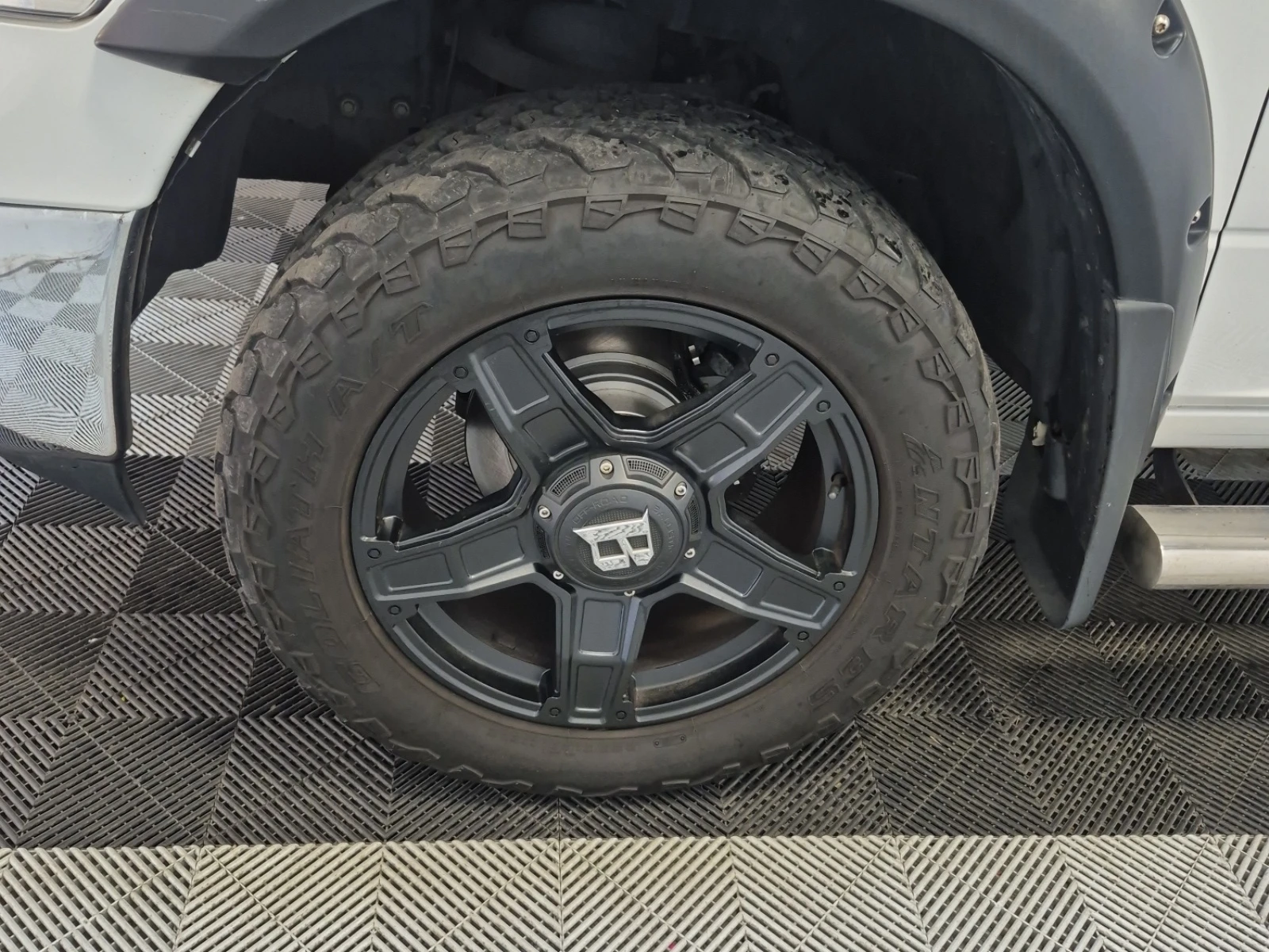 Dodge RAM 1500 CLASSIC * 3.0 DIESEL * TRADESMAN * CARFAX * , снимка 9 - Автомобили и джипове - 55164846