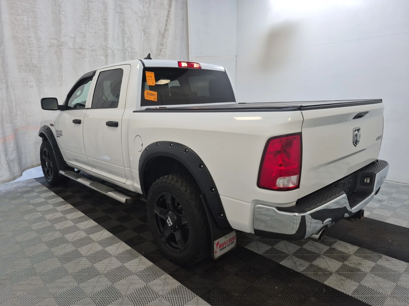 Dodge RAM 1500 CLASSIC * 3.0 DIESEL * TRADESMAN * CARFAX * , снимка 4 - Автомобили и джипове - 55164846