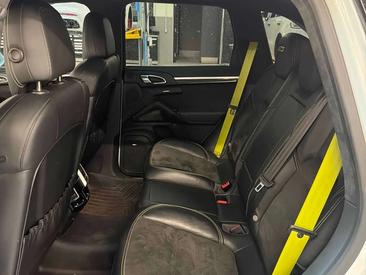 Porsche Cayenne * GTS * CARFAX * ЦЕНА ДО БГ, снимка 12 - Автомобили и джипове - 55655345
