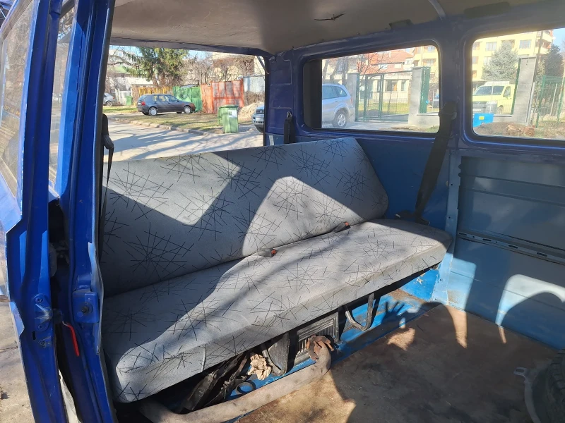 VW Transporter, снимка 10 - Бусове и автобуси - 49438823