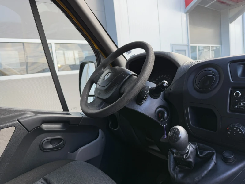 Renault Master Фургон с падащ борд 2.3 DCI, снимка 11 - Бусове и автобуси - 48846903